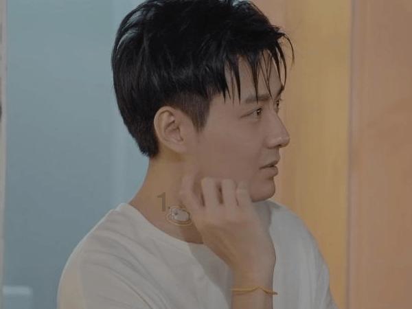 人气女星谈到收入,全交给父母管理,日程繁忙,很少吃美味的食物